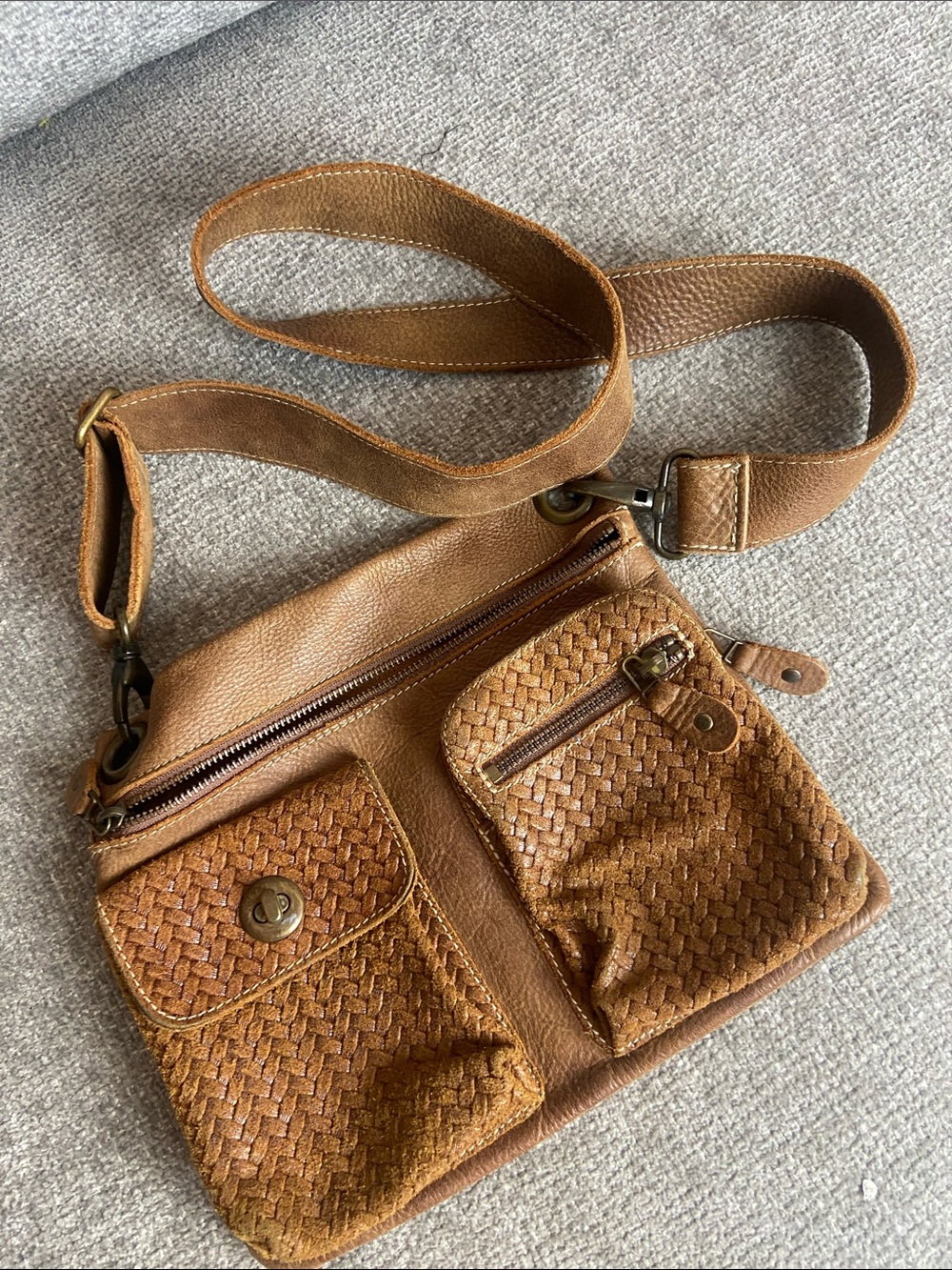 Roots Tan Woven Leather Messenger Crossbody Bag